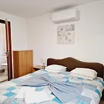 Balaton Panzio Fuered 3*