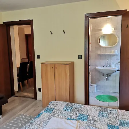 Balaton Panzio Fuered Bed & Breakfast *