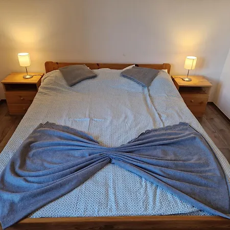 Bed & Breakfast Balaton Panzio Fuered Balatonfured