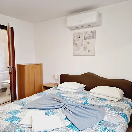 Balaton Panzio Fuered 3*