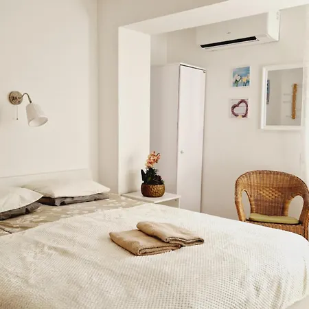 Bed & Breakfast Balaton Panzio Fuered *