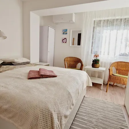 Balaton Panzio Fuered