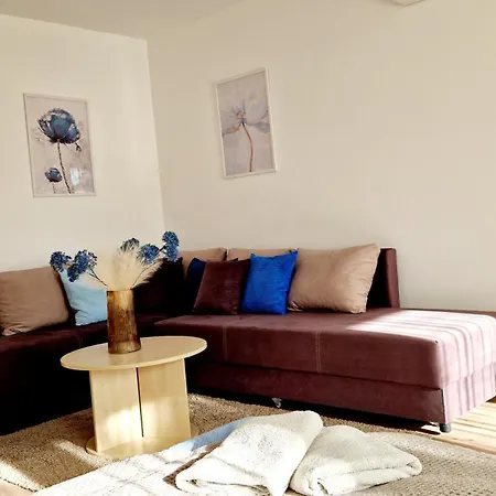 Bed & Breakfast Balaton Panzio Fuered