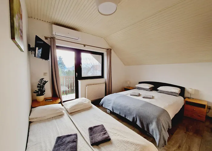 Balaton Panzio Fuered לינה וארוחת בוקר באלאטונפורד