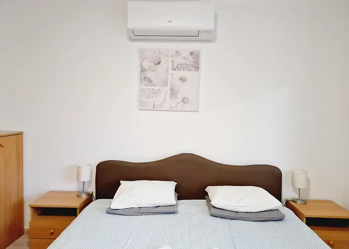 Bed & Breakfast Balaton Panzio Fuered 3*