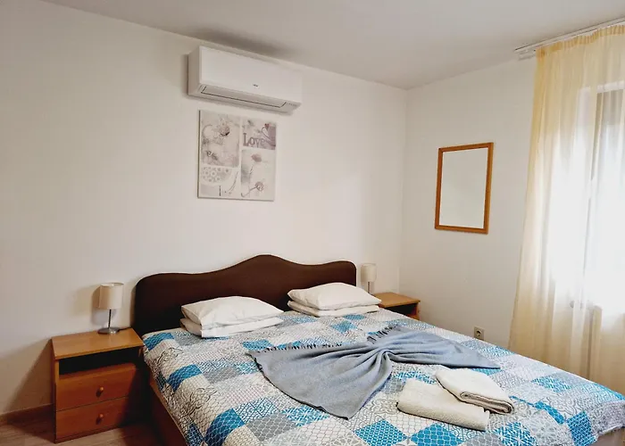 Bed & Breakfast Balaton Panzio Fuered 3*