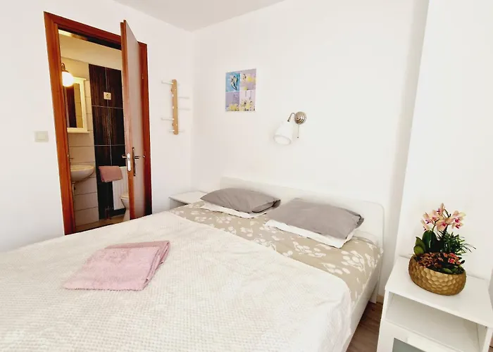 Bed & Breakfast Balaton Panzio Fuered