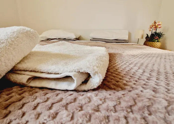 Balaton Panzio Fuered באלאטונפורד