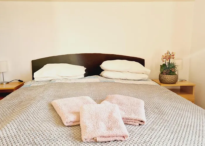 Balaton Panzio Fuered