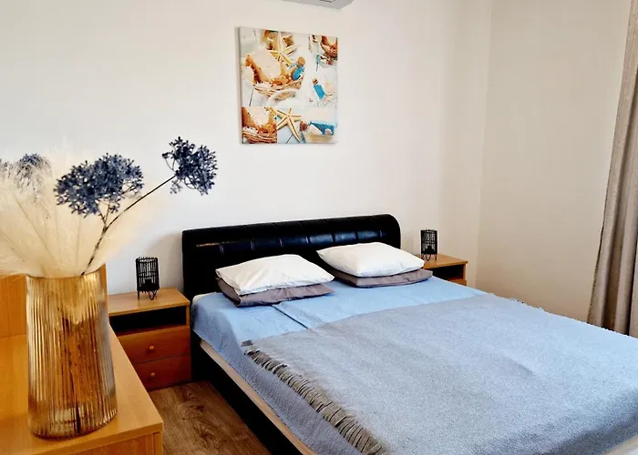 Balaton Panzio Fuered 3*